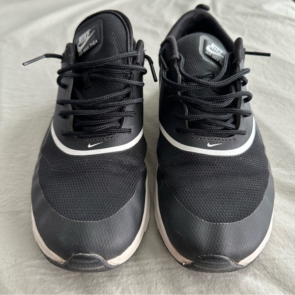 Nike Air Max Thea - Black with White - Women’s Size 10 - Picture 2 of 15